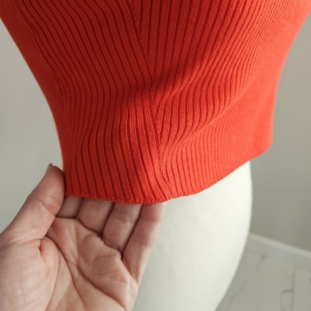 NWT LITA BY CIARA CROP TOP ORANGE SIZE MEDIUM - Picture 5 of 10